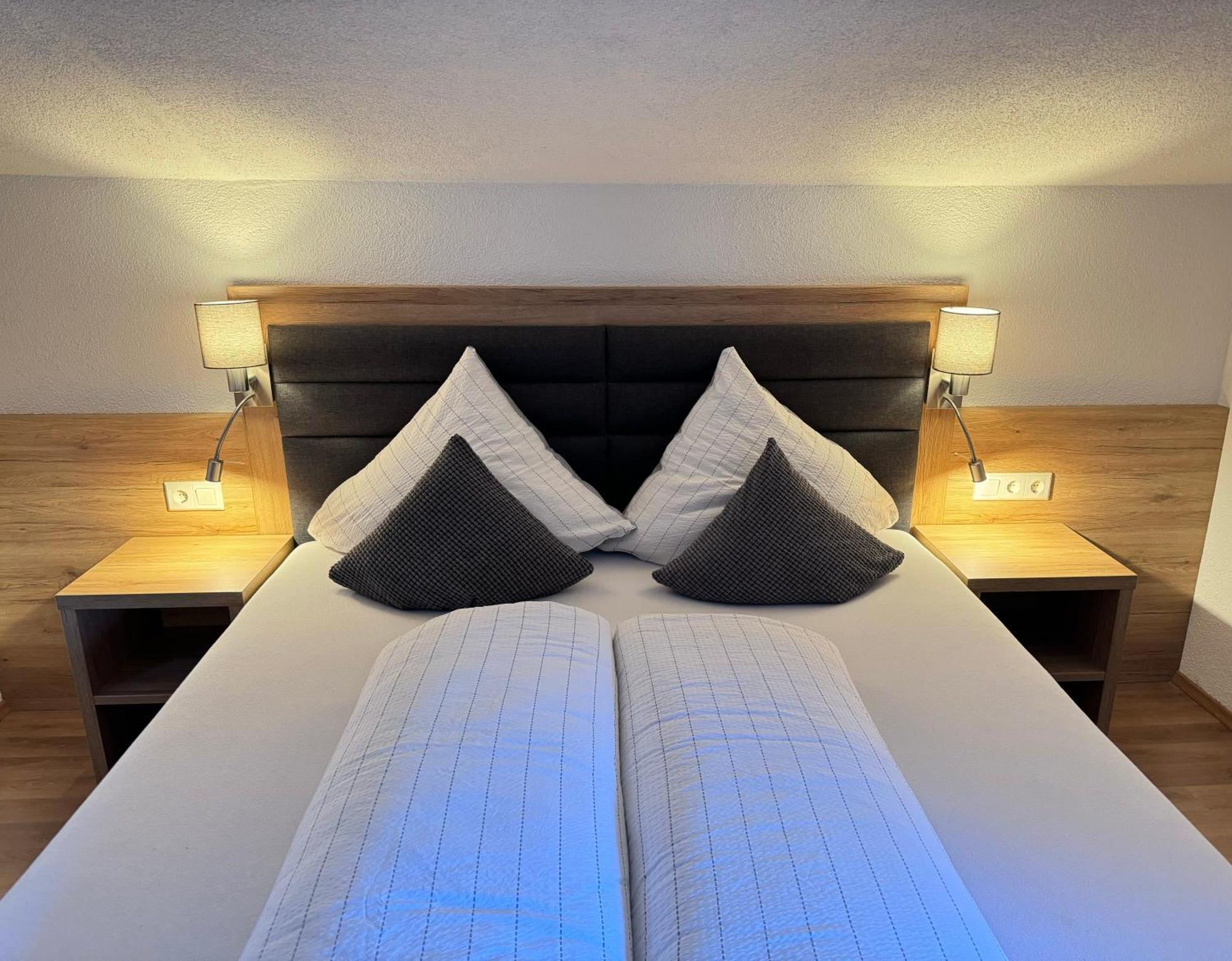 Haus Felsneck Bed & Breakfast Solden Ngoại thất bức ảnh